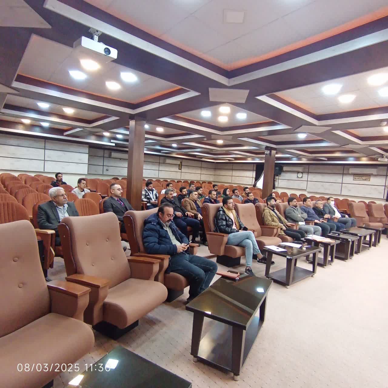 مجمع سالیانه انجمن آسانسور استان قم  اسفند 1403